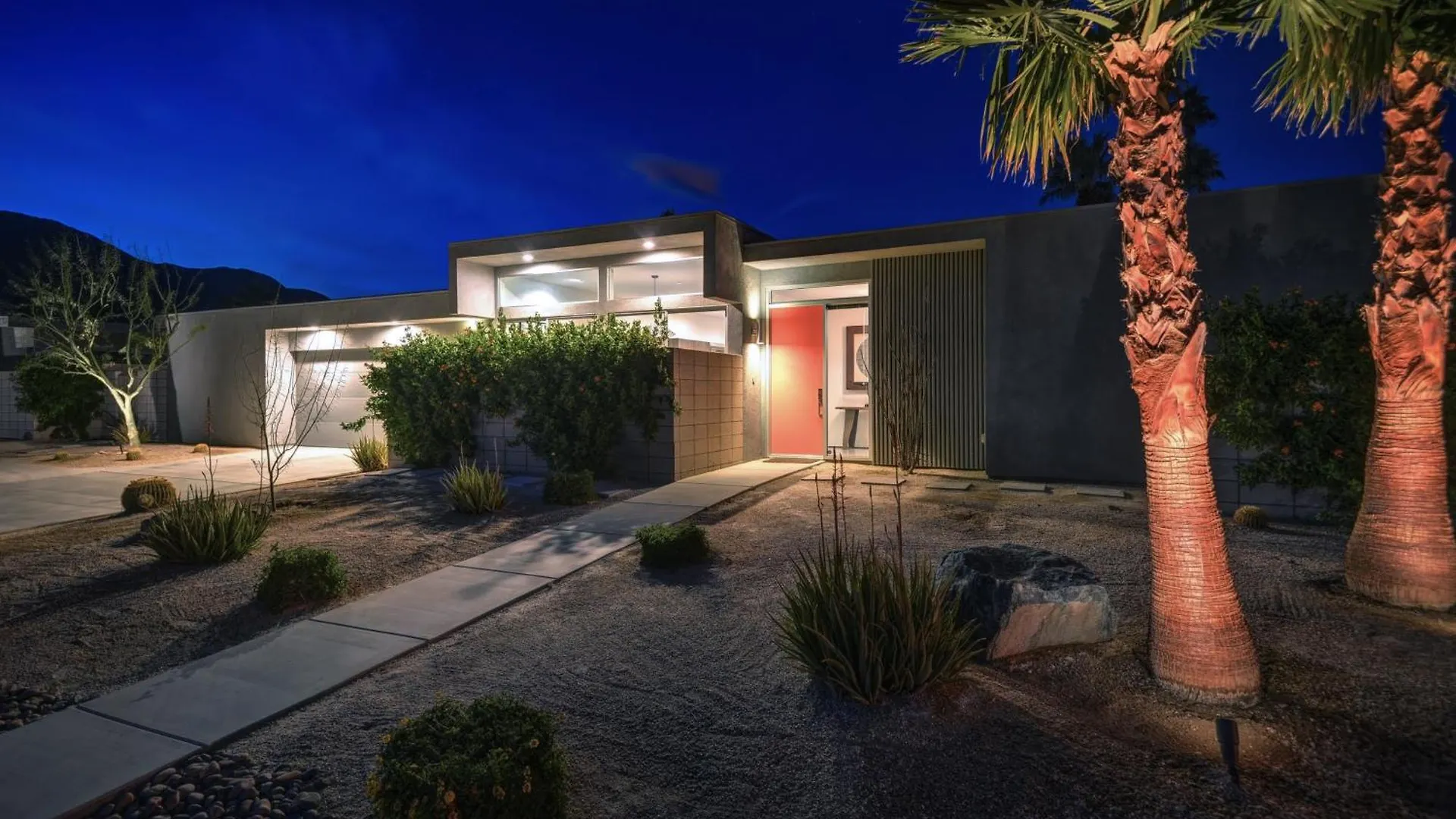 Oranj Door Modern - 4Br Pool, Hot Tub, Large Backyard Βίλα Παλμ Σπρινγκς 0*,
